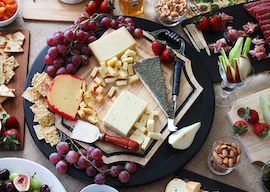 gold coast bucks cheese platter