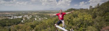 buck bungy jumping in cairns