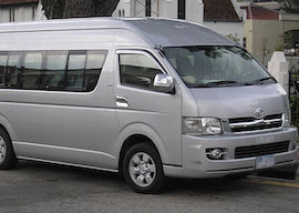 bucks cairns airport transport mini bus