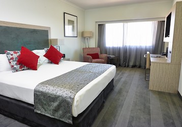 darwin double bed bucks accommodation