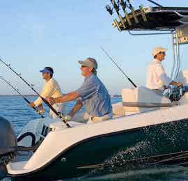 group of bucks on gold coast fishing trip