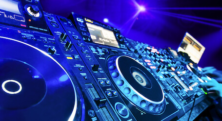 dj nightclub decks