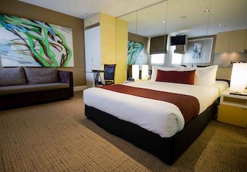 sydney bucks double bed apartment accommodation