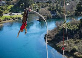 buck bungy jumping in taupo