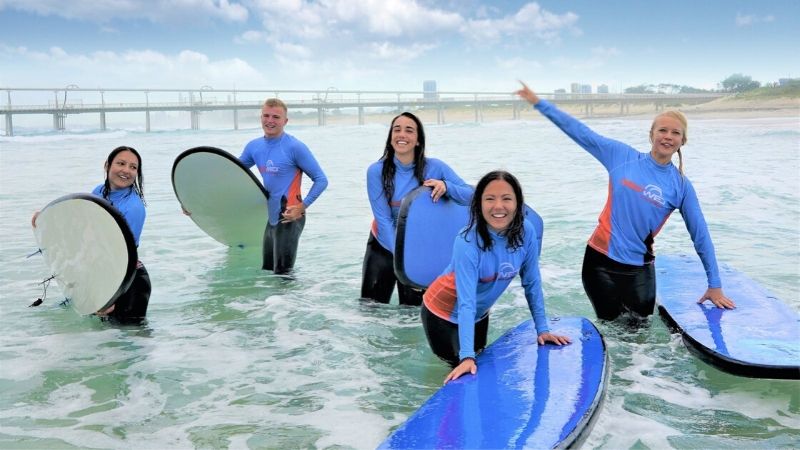 gold coast surfing lessons wicked bucks