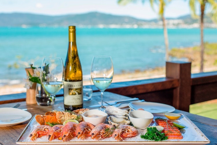 airlie beach restaurants