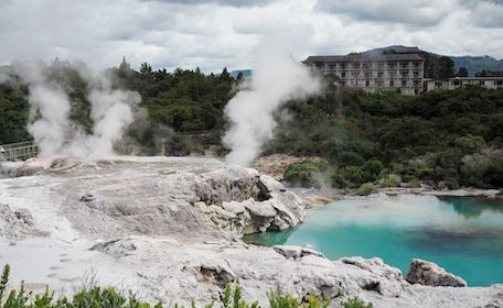 rotorua hot springs attractions