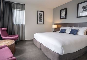 dunedin executive one bedroom suites bucks accommodation