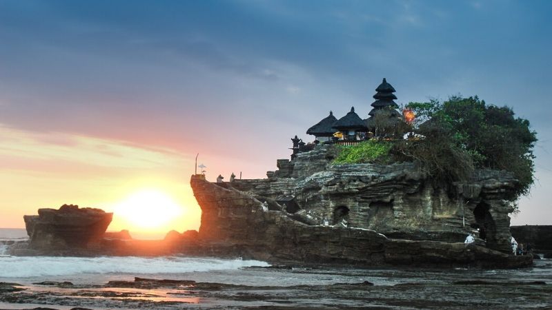 pura tanah lot bali attractions wicked bucks 