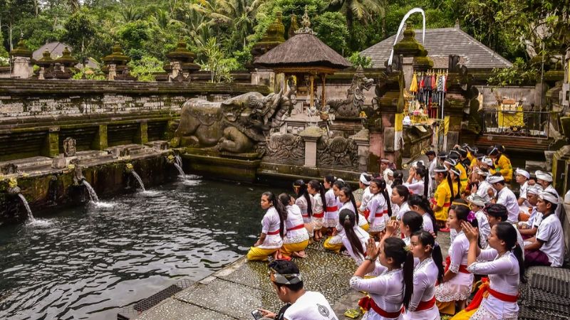 tirta empul temple bali attractions 