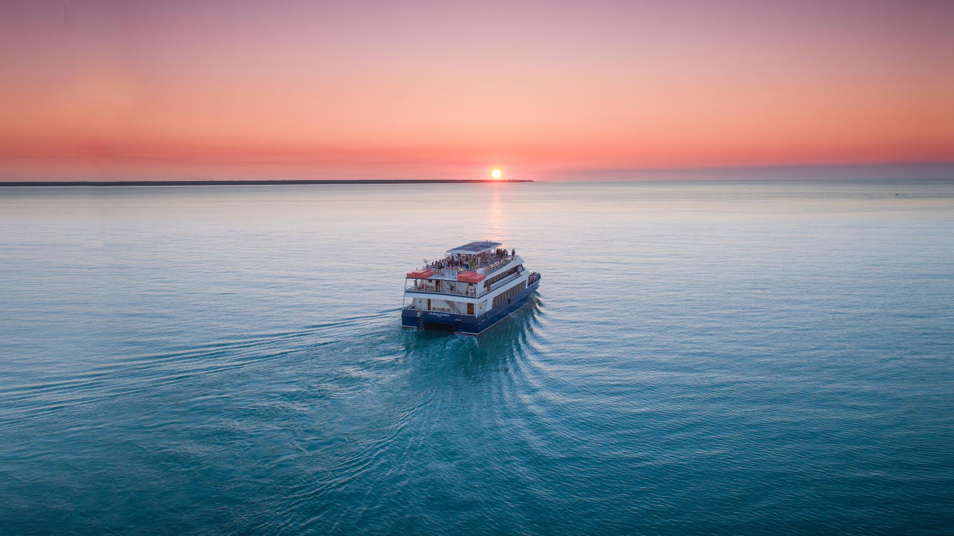sunset cruise darwin